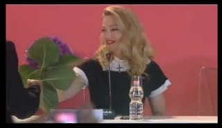 Hydrangeas pour Madonna