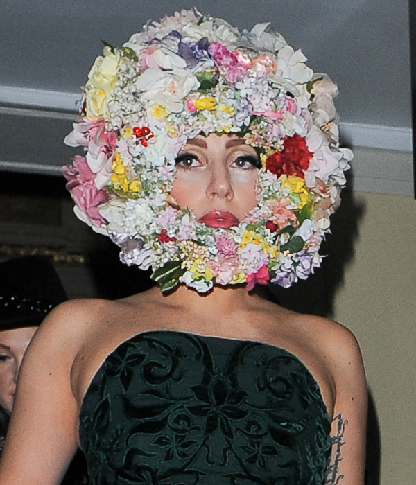 Ladi gaga de fleurs