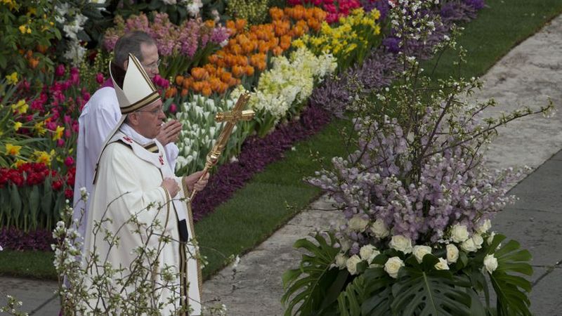 Paques-Rome_figaro