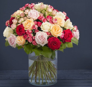 Roses interflora prestige bouquet sentiments distingués